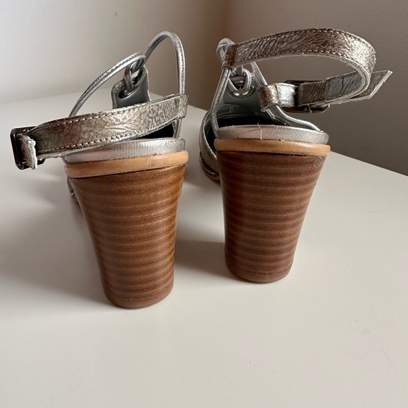 UN TOUR EN VILLE  slide on shoes. Brand new in box - Picture 5 of 6